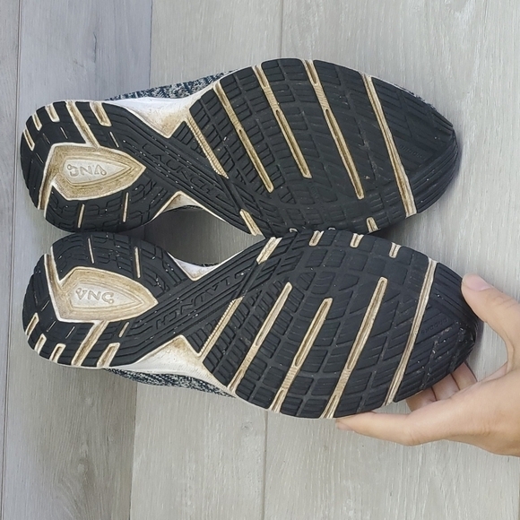 Brooks Womens Launch 5 Running Sneakers shoes sz 8.5 Medium B - Picture 8 of 11